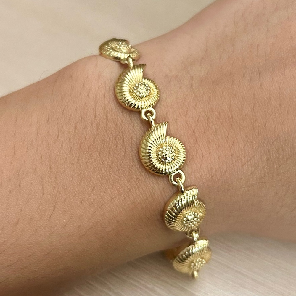 Gold Plated Bracelet Sea Shell The Little Mermaid Ariel |Ursula Disney
